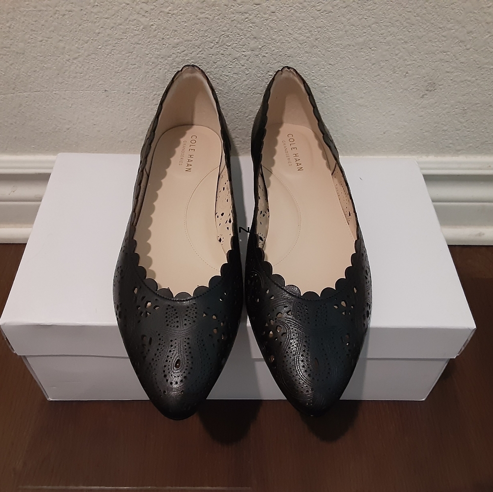 Cole Haan - Picture 3 of 6
